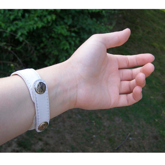 Ann Klein ll Art Nouveau Watch White Leather Band - Picture 7 of 8